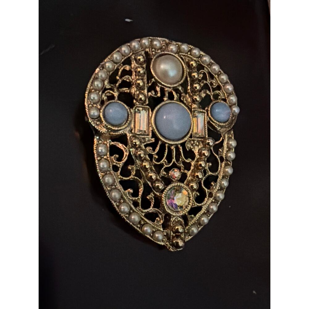 Acorn Cabochons, faux Pearls & AB Rhinestones Brooch - Picture 4 of 7